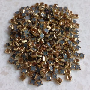 Square Gold Kundan 4*4 (10g)