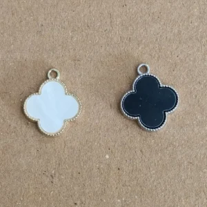 4 Flower Charms