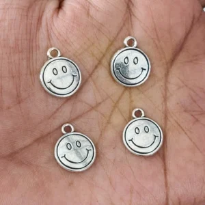 Metal Smiley
(4 Piece)