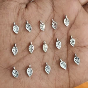 Small Silver Leaf
(20 Piece)